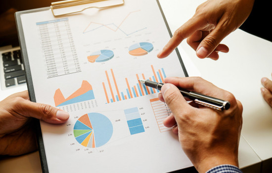 مهارات إعداد التقارير الإدارية والقانونية